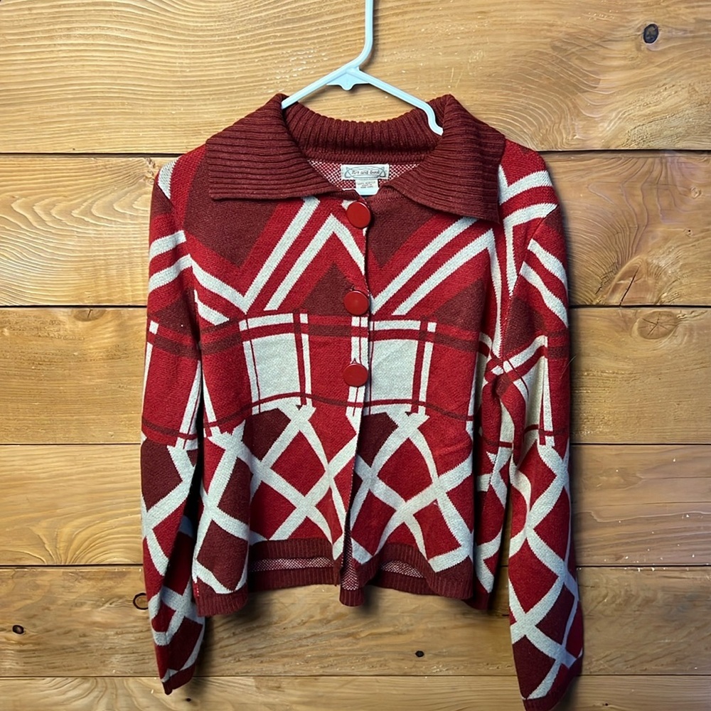 Art and Soul Womens  Cardigan Sweater L Red Beige Long Sleeve Retro Chic Vintage